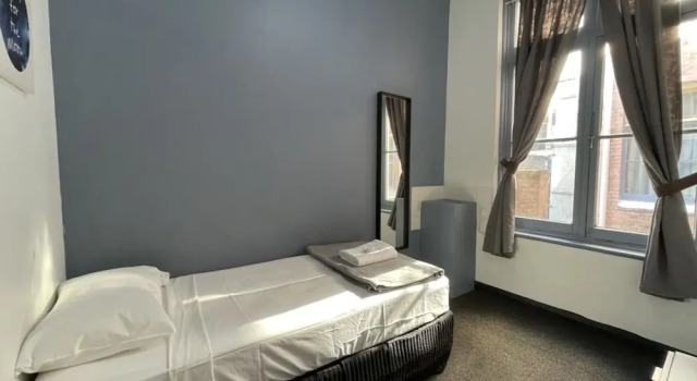 Номер Standard The George Sydney - Hostel