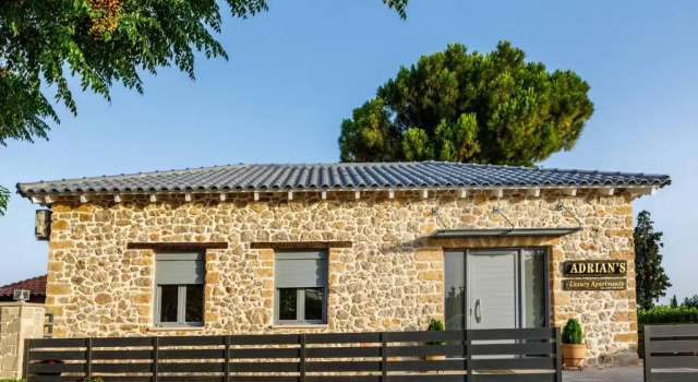 ADRIANS LUXURY APARTMENTS 2, Prenota Appartamento Drepano 