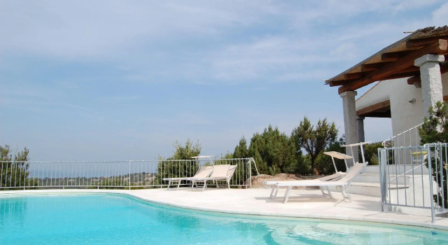 Villa Monti di Mola