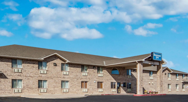 Rodeway Inn, Buchen Sie Hotel Cozad Nebraska