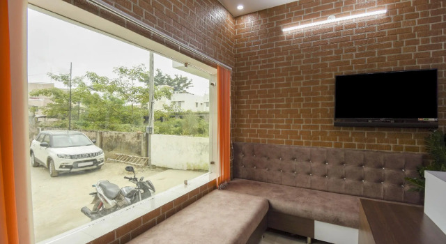 OYO Flagship 75751 Hotel Surya, Rezervovat Hotel Bahadrabad Uttarakhand