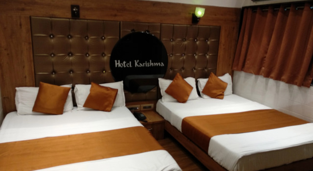 Четырёхместный номер Deluxe Hotel Karishma Dadar