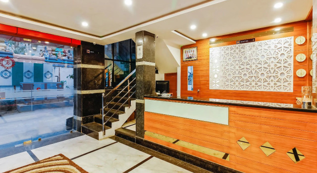OYO 29131 Hotel MN Grand, Rezerwuj Hotel Shamshabad 