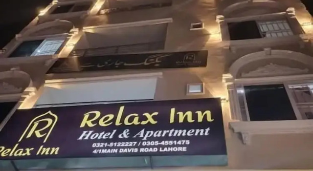 Relax Inn Hotel, Rezerwuj Hotel Tanie hotele w Lahaur, w pobliżu Lahore Stock Exchange