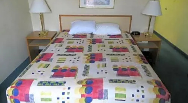 Двухместный номер Standard Homestyle Inn and Suites Springfield