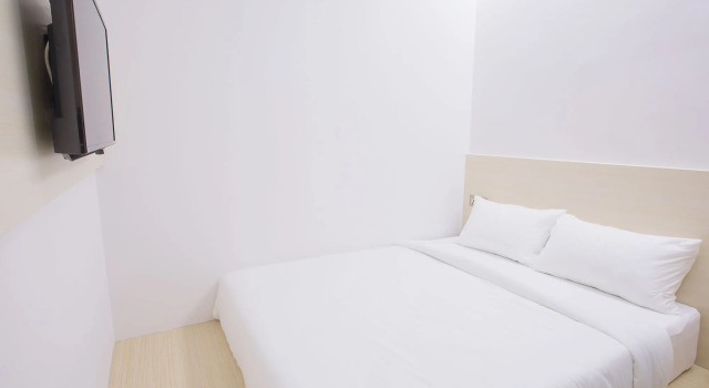 Minimalist Hotel