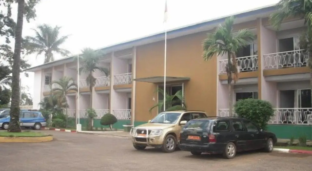 Central Hotel