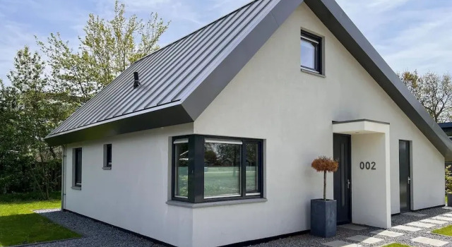 Eco-friendly Villa With Terrace and Garden