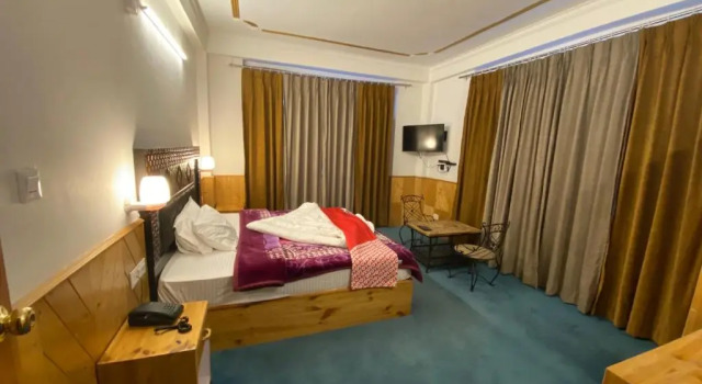 Hotel Shubh Dev, Забронировать Отель Отели Манали 3 звезды, 3*