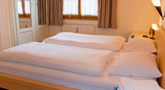 Des Alpes - Two Bedroom No.2