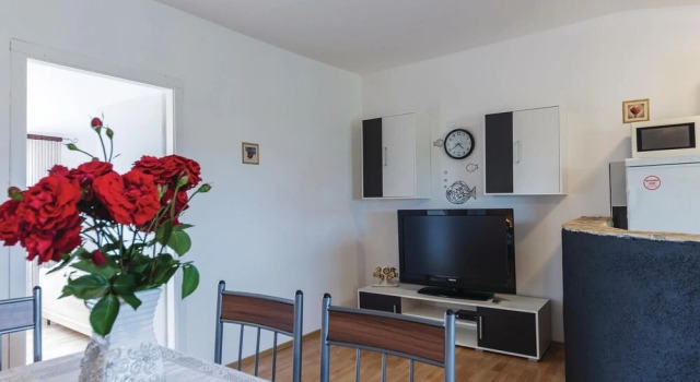 Stunning Home in Vodnjan With Wifi and 2 Bedrooms