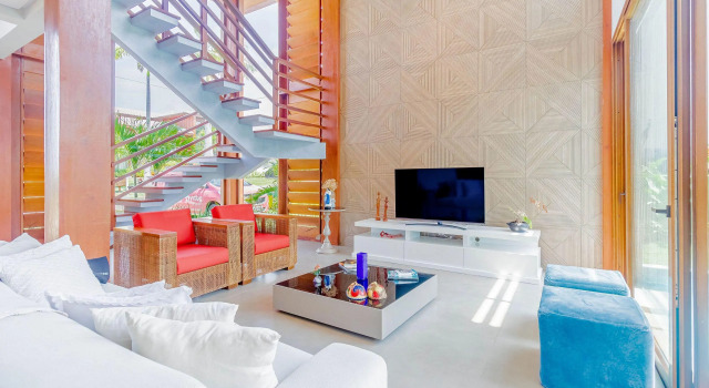 PF43 Casa Alto Padrão 4 Quartos - Praia do Forte, Забронировать Отель Отели Прайя-ду-Форте с парковкой, рядом с Tamar Project, Парковка