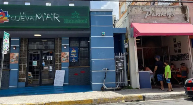 Centric 3B/1Bath near trendy Loiza Street