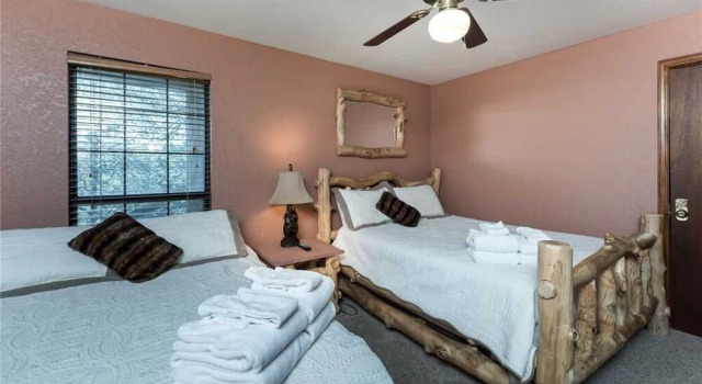 2 Sisters Mountain Home - Three Bedroom Cabin with Hot Tub, Buchen Sie Hotel Hotels in New Mexico mit Parkplatz, Parkplätze