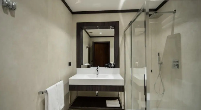 Номер Deluxe Gold Tower Lifestyle Hotel