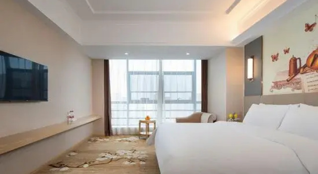 Люкс Deluxe Vienna Hotel(Xincheng International Store)