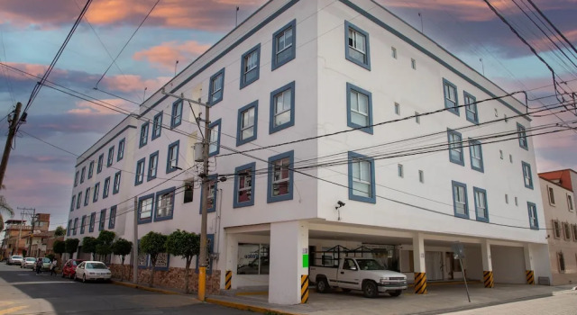 Hotel Urban, Rezerwuj Hotel Hotele w State of Puebla z parkingiem, Parking