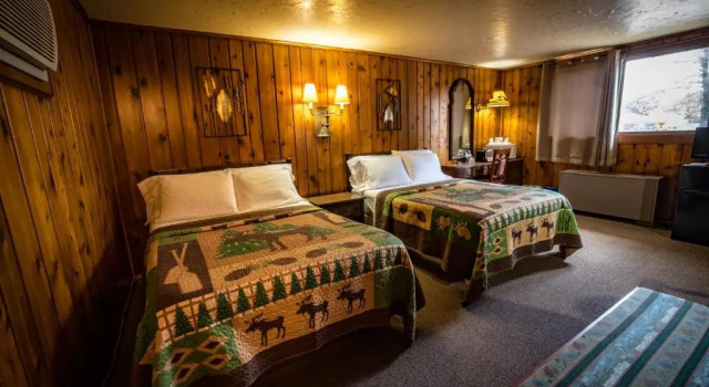 Economy Zimmer Riverside Motel