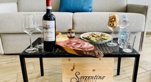 Vesuvio Inn Bed & Wine Experience, Забронировать Отель Отели Эрколано с парковкой, Парковка