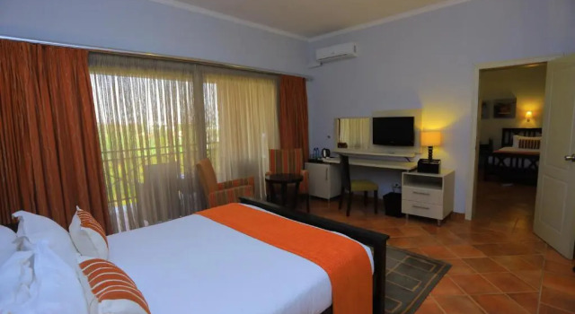 Семейный номер Standard с видом на озеро Haile Resort Hawassa