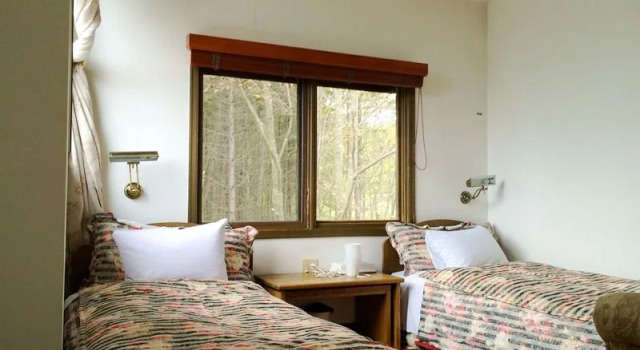 Woody Hotel and Restaurant Yumekoubo, Varaa Hotelli Tsurui Hokkaido