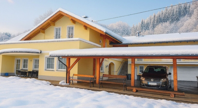 Appartementhaus Flattach Goritschnig, Prenota Residence Hotel a Carinzia con piscina, Piscina