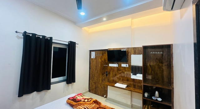 Radhe Krishna Homestay, Забронировать Апартаменты/квартира Апартаменты Варанаси, рядом с Jantar Mantar Mandir, Апартаменты/квартира