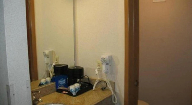 Четырёхместный номер Standard Sunrise Inn