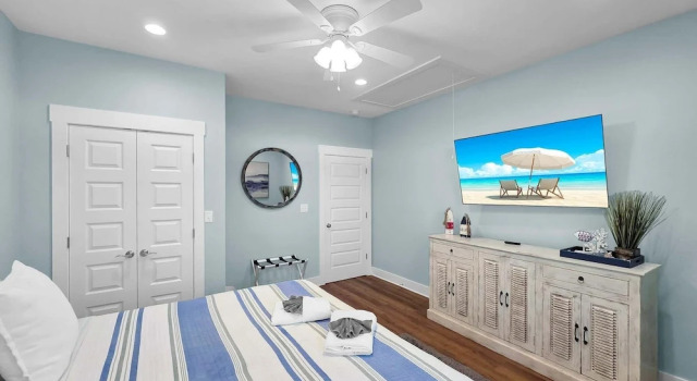 Pearly Pelican 3 Bedroom Home, Book Feriehus Sommerhuse i Houston, Hytte
