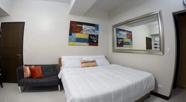 Номер Comfort 101 Newport Condo Across the Airport