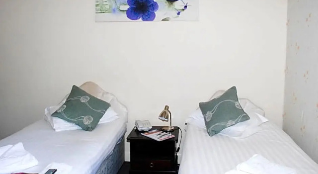 Номер Standard Milton Birnam Hotel
