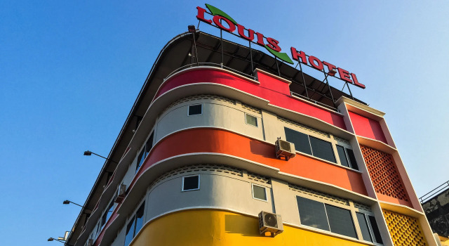 Louis Hotel