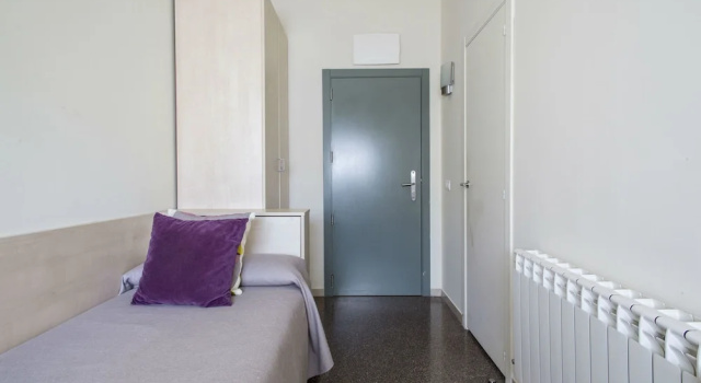 Четырёхместный номер Standard с 2 комнатами Residencia Universitaria Resa Los Abedules