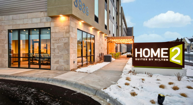 Home2 Suites Eagan Minneapolis, Varaa Hotelli Hotellit Minnesota pysäköinnillä, Pysäköinti