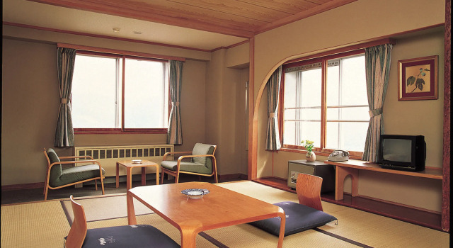Shiga Park Hotel, Boek Hotel Yamanouchi 