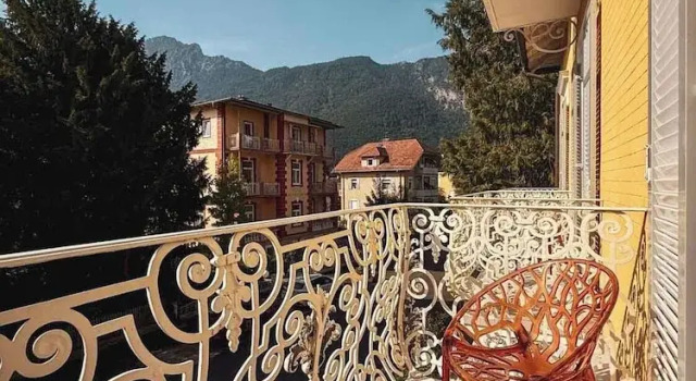 Двухместный номер Superior с балконом и с видом на горы Villa Dora Petit Hôtel