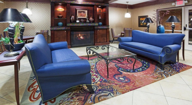 Holiday Inn & Conference Center Marshfield by IHG