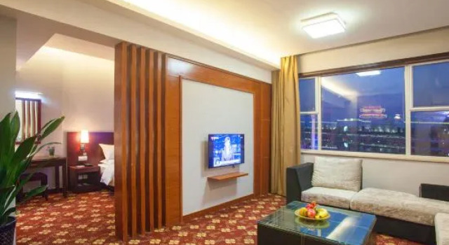 Люкс Deluxe Weidong Garden Hotel