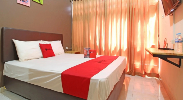 Номер Deluxe с частичным видом RedDoorz near Pojok Beteng Prawirotaman