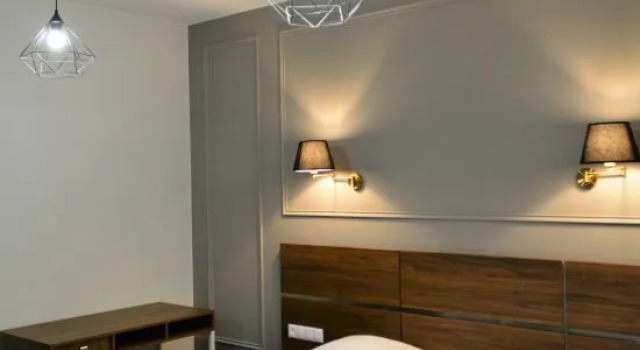 Camera Standard Hotel Garnet Tbilisi