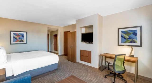Двухместный номер Deluxe Holiday Inn Express & Suites St George North - Zion