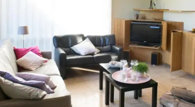 Vakantiehuis Biesonder, Rezerwuj Apartament Hotele w Bruksela z parkingiem, Parking