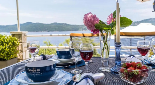 Апартаменты Apartments Ratac Lobrović