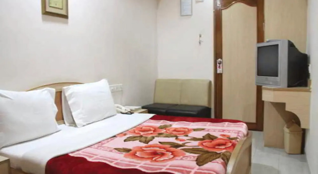 Maruti Hotel, Rezervovat Hotel Hotely v Gujarat s parkováním, Parkování