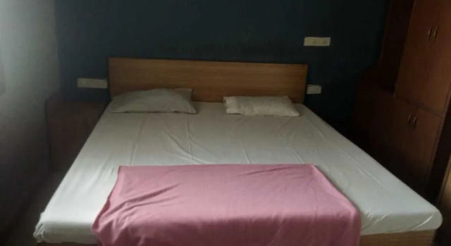 iROOMZ Pranathi Comforts, Buchen Sie Hotel Hotels in Bellary mit Parkplatz, Parkplätze