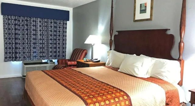 Двухместный номер Standard American Inn & Suites Russellville