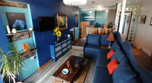 Апартаменты Deluxe Mourne Mountain Art Apartments