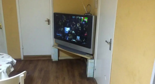 Хостелов