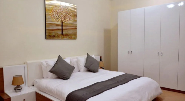 Emerald Suites