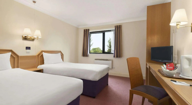 Двухместный номер для гостей с ограниченными возможностями Days Inn Stafford